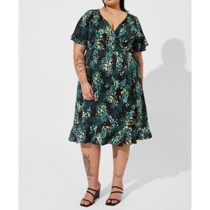 🆕 Midi Bubble Charm Flutter Sleeve Wrap Dress 3 3X 22 24 NWT Torrid New